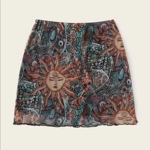 Abstract Print Lettuce Trim Mesh Skirt